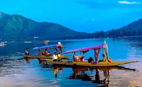 8 Days 7 Nights Kashmir Tour Package – Best & Complete Kashmir Trip